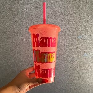 MAMA plastic 24 oz cup 💗